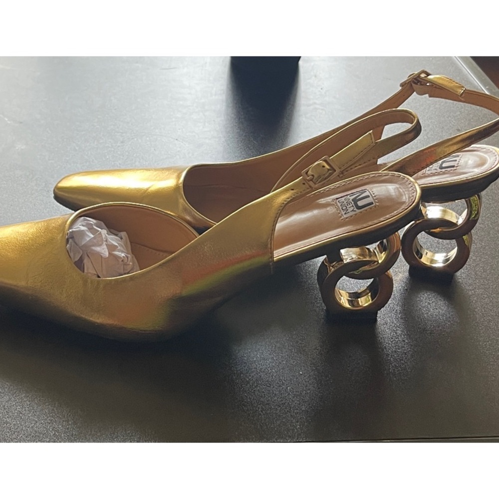 Luxurious Gold Slingback Heels